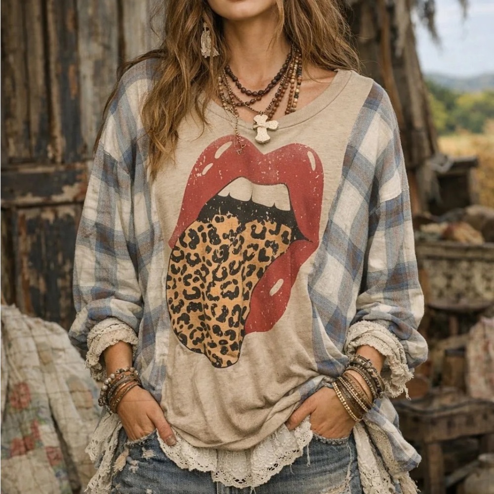 Reworked
Upcycled Rolling Stones
Flannel band tee